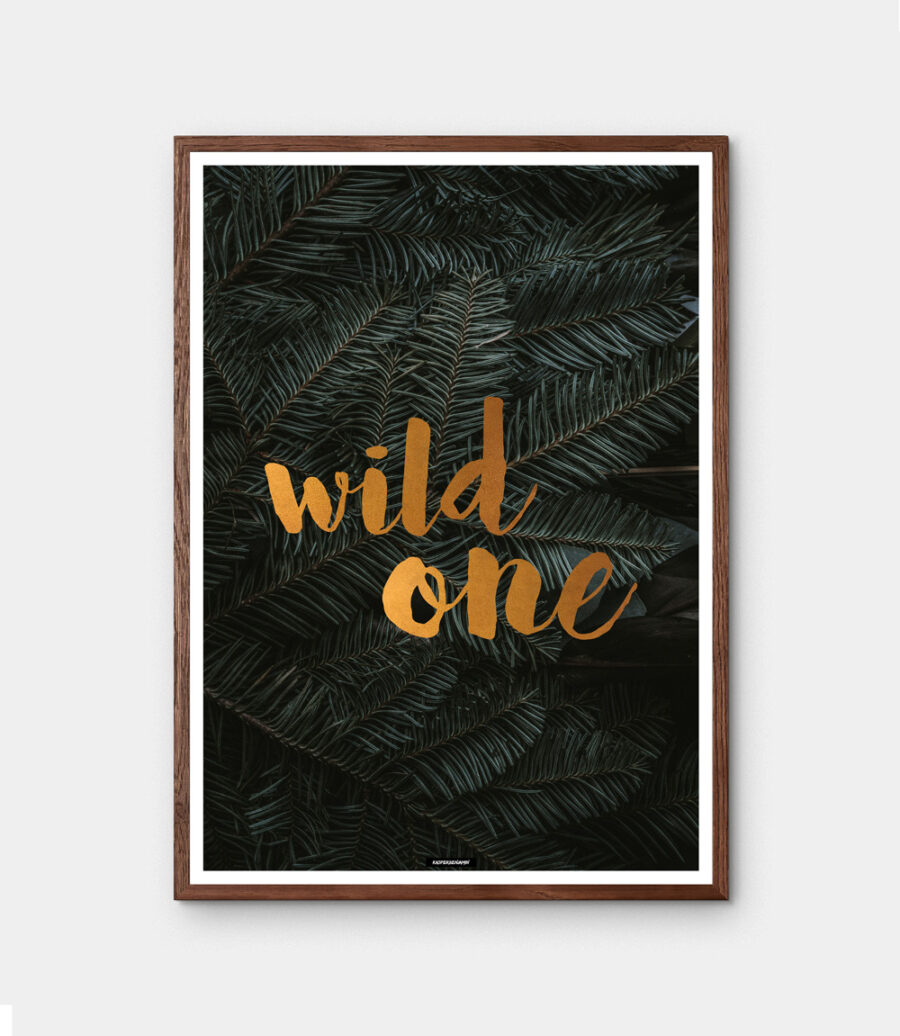 Wild One plakat med mørk egetræ ramme