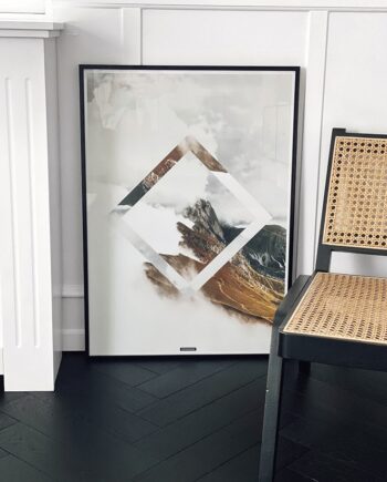 Levitate plakat