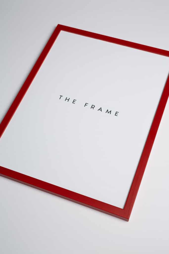 roed-traeramme-kasperbenjamin-1 Rød egetræramme - Massiv rød-farvet egetræramme fra KASPERBENJAMIN